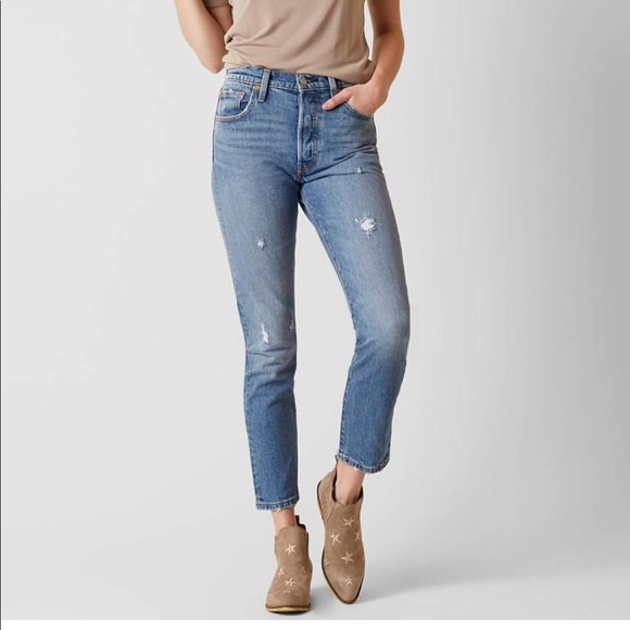 levis 501 leave a trace